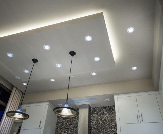 Светильники для натяжного потолка